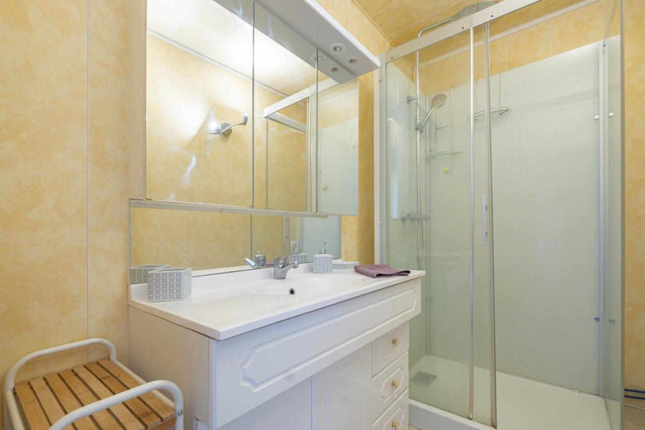 Appartement Spacieux Equipe Avec Wifi Бурж Экстерьер фото